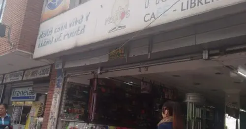 FRUTOS CAFE  LIBRERIA BOGOTÁ